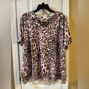 Notation vintage Pink Leopard Print Women's Top 1x short sleeve made in USA